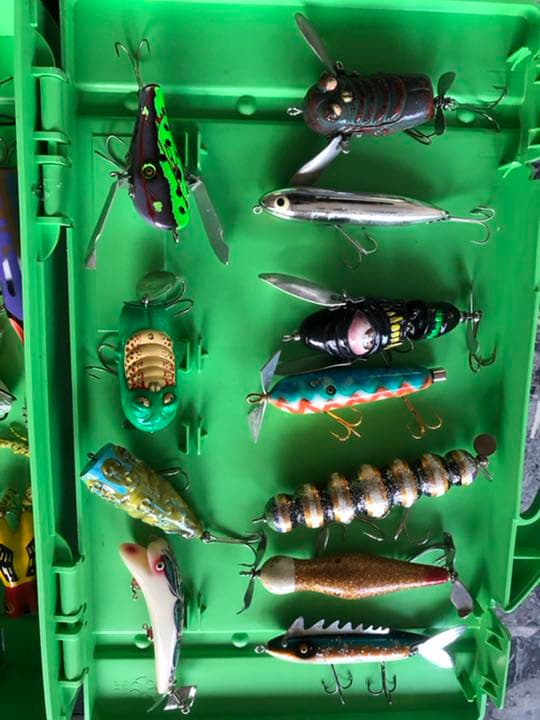 トップウォーター　　ルアー　　ケース付き　最終値下げ！