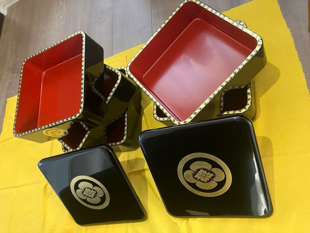 輪島塗 角丸五段重 蓋二枚 黒内朱 木製