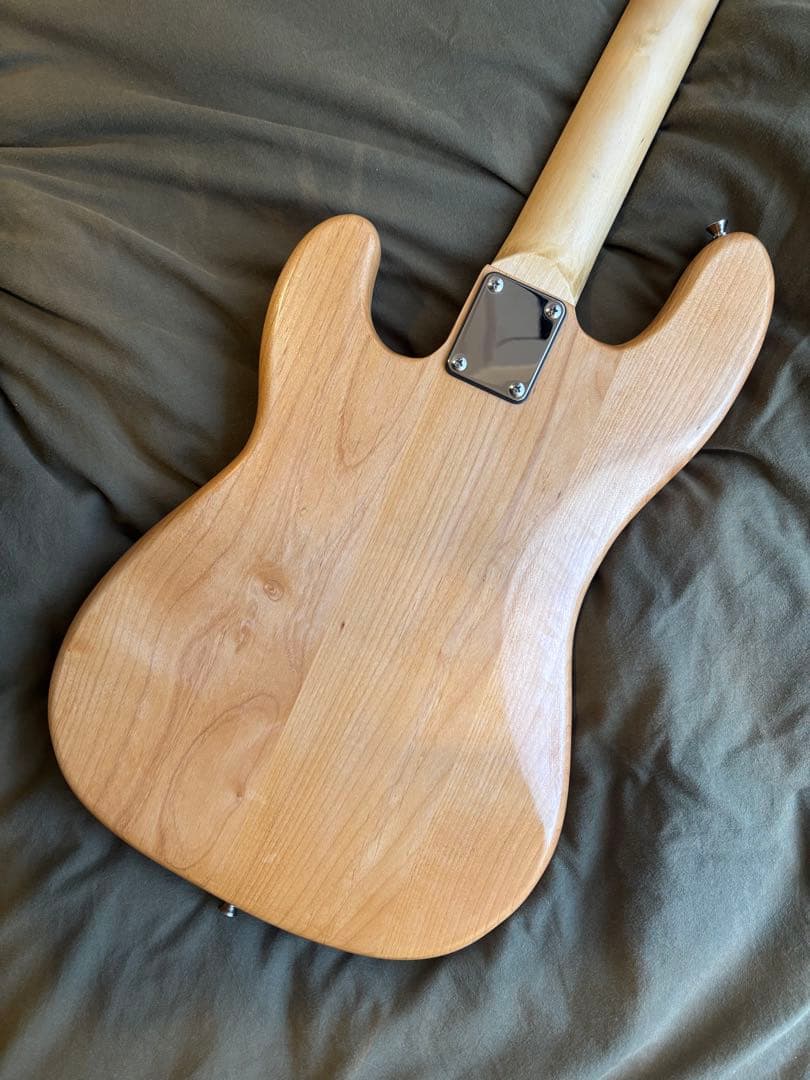 ノーブランド　プレシジョンベース　 ナチュラルフィニッシュ