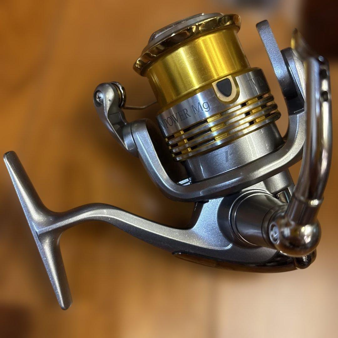 シマノ　ツインパワー TWINPOWER MG 2500s スピニングリール