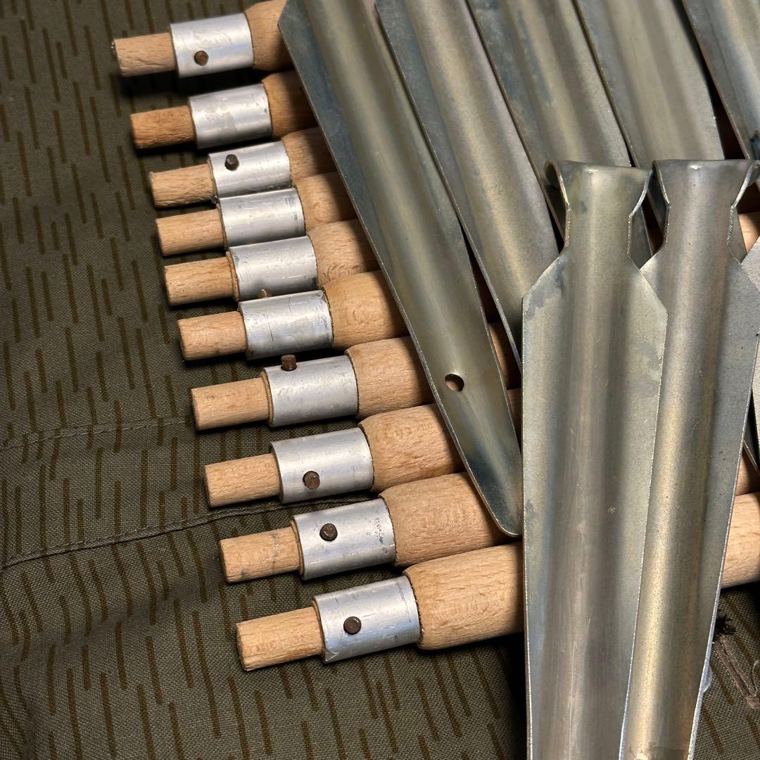 東ドイツ軍幕２枚とポール１０本とペグ１５本のセット