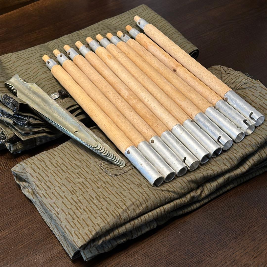 東ドイツ軍幕２枚とポール１０本とペグ１５本のセット