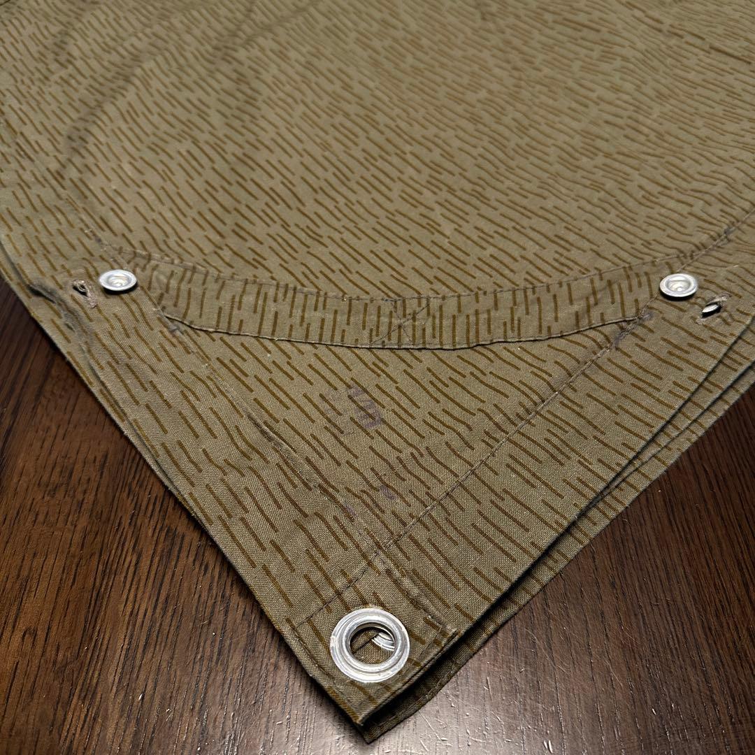 東ドイツ軍幕２枚とポール１０本とペグ１５本のセット