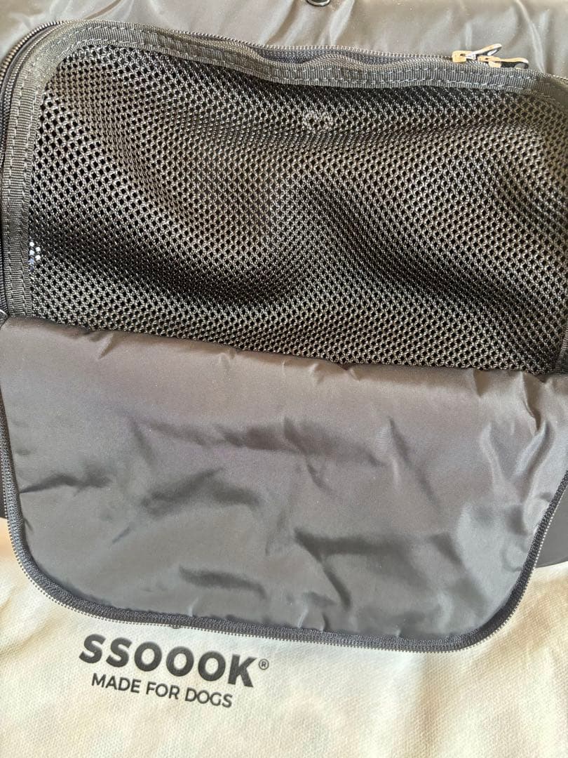 新品未使用！SSOOOK スリングバッグ ブラックS