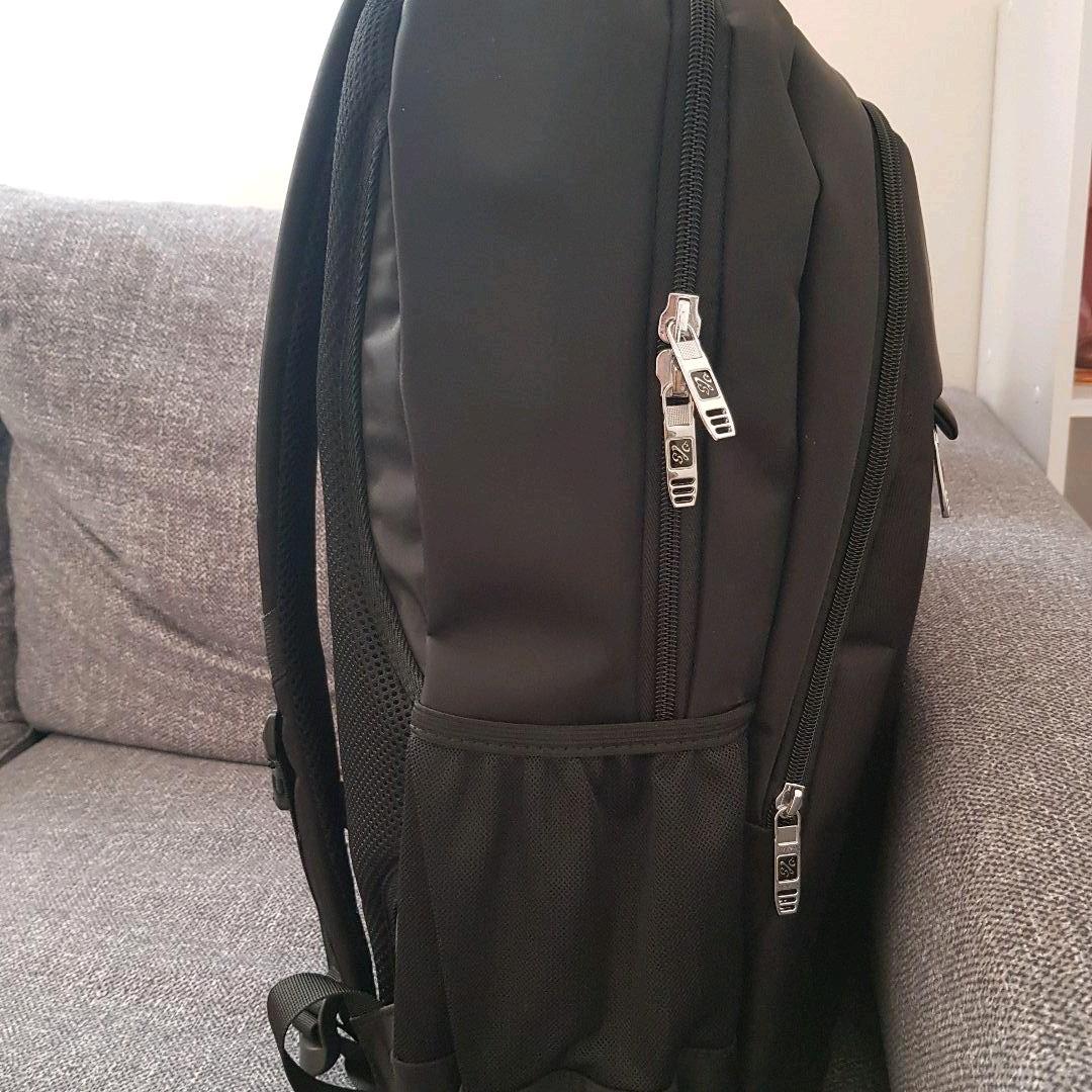 出張サイズ ビジネスリュック