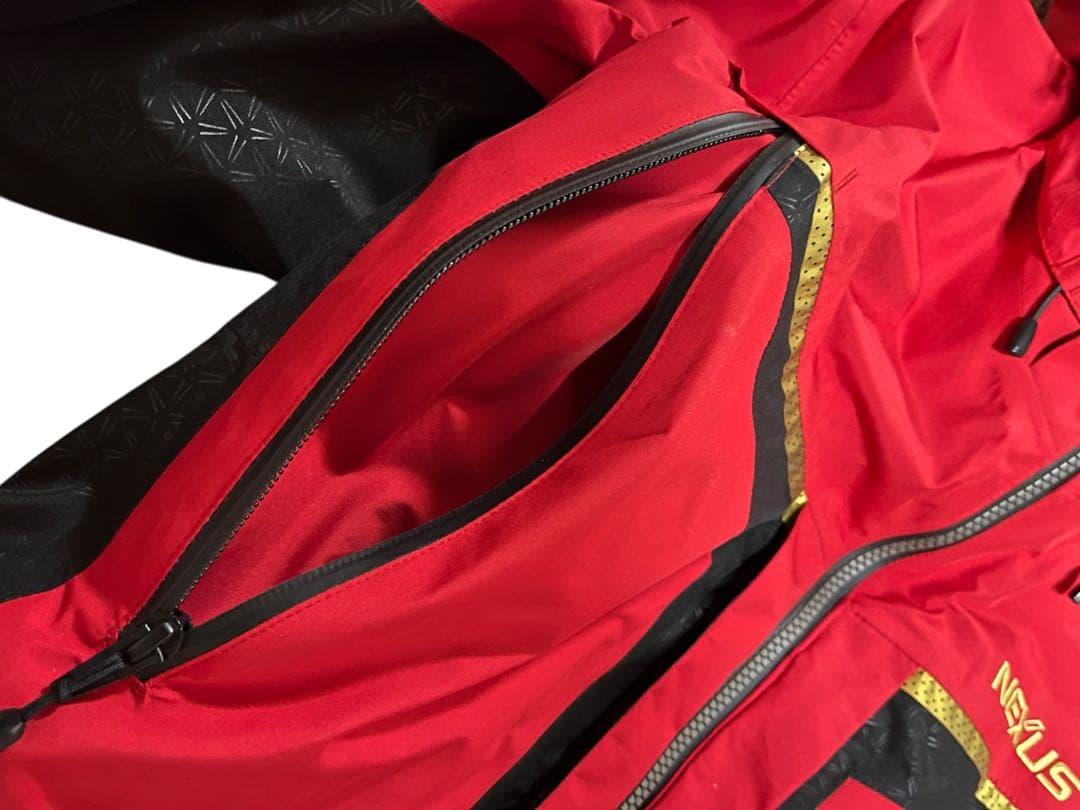 シマノ　ネクサス　 レインスーツ　ゴアテックス　レッド　RBー113V XL