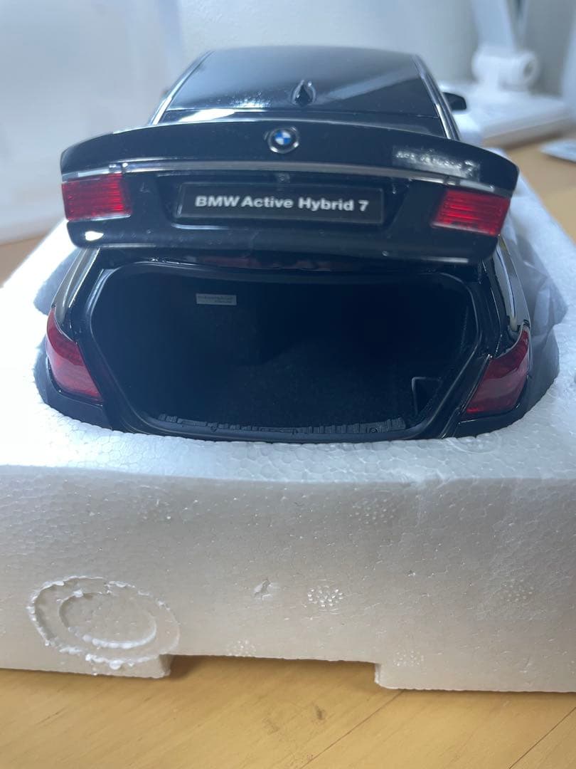 京商 1/18  アクティブ ハイブリッド 7 (F04) ブラック