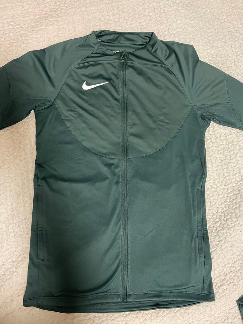 NIKE トレーニング　セットアップ　Sサイズ