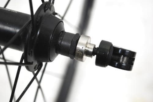 SHIMANO WH-RS010 リアホイール135mm 11速