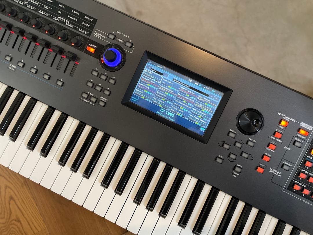 YAMAHA MONTAGE6 montage6 モンタージュ　シンセサイザー