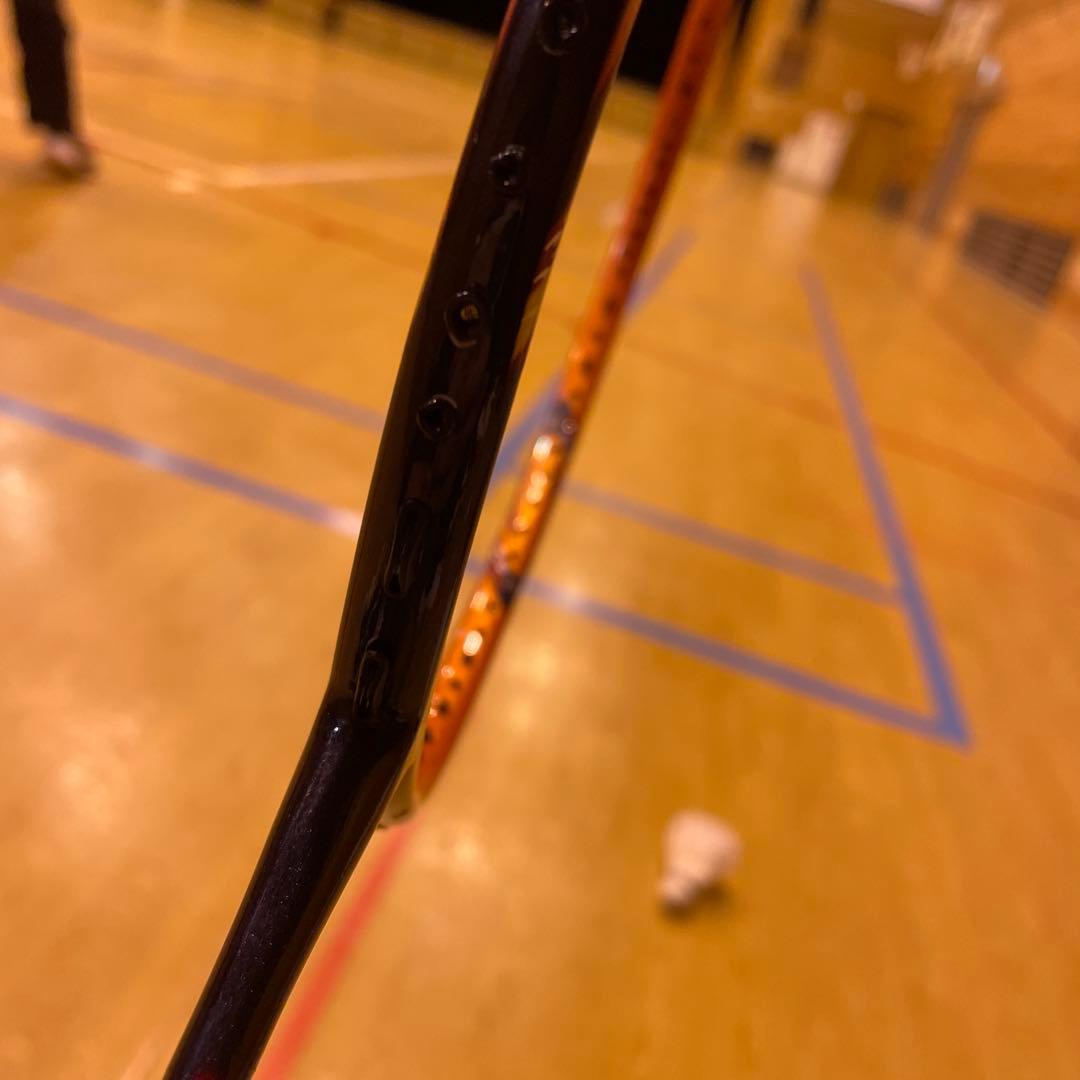 初代アストロクス99 4UG5 ヨネックスバドミントンラケット