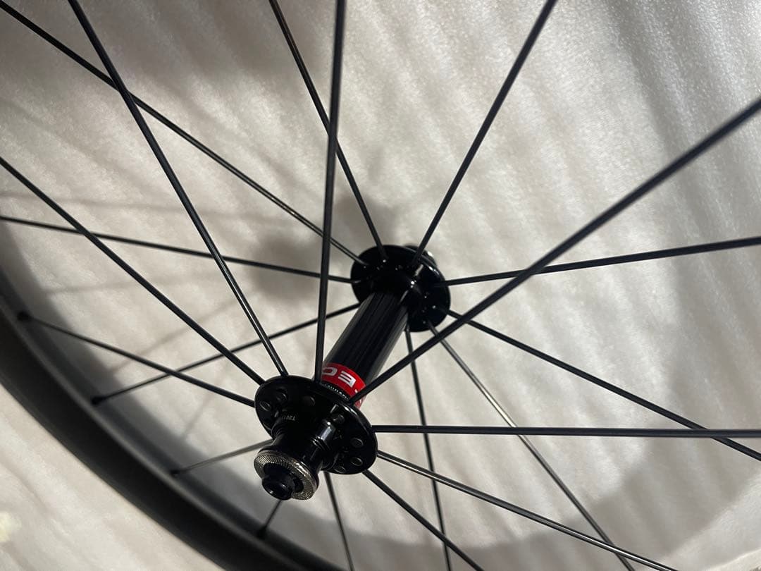 451サイズ　Kitt design カーボンホイール フロント　100mm