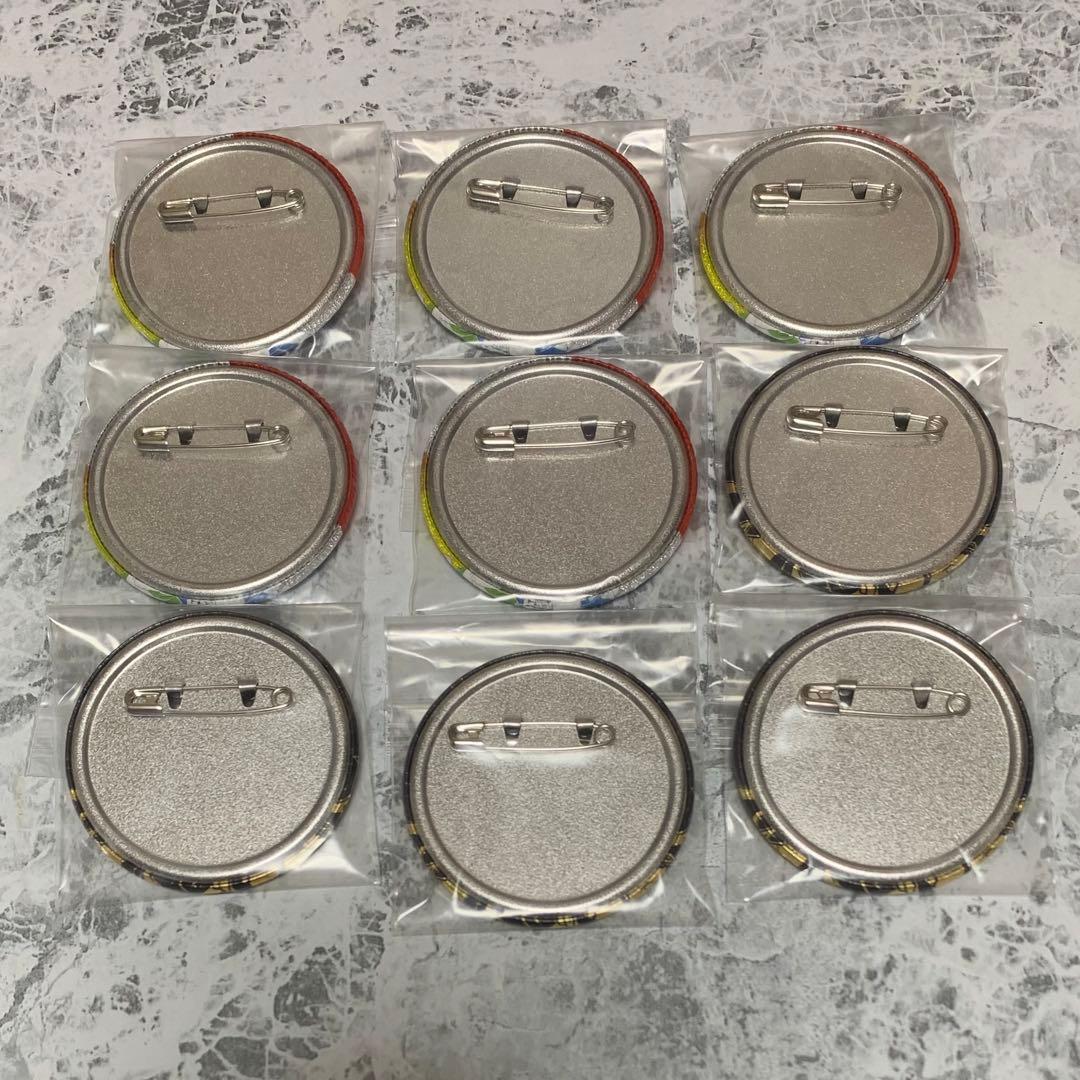 ヒロアカ 爆豪勝己 ヒロプラ缶バッジ 座れ！イス！線画Ver.