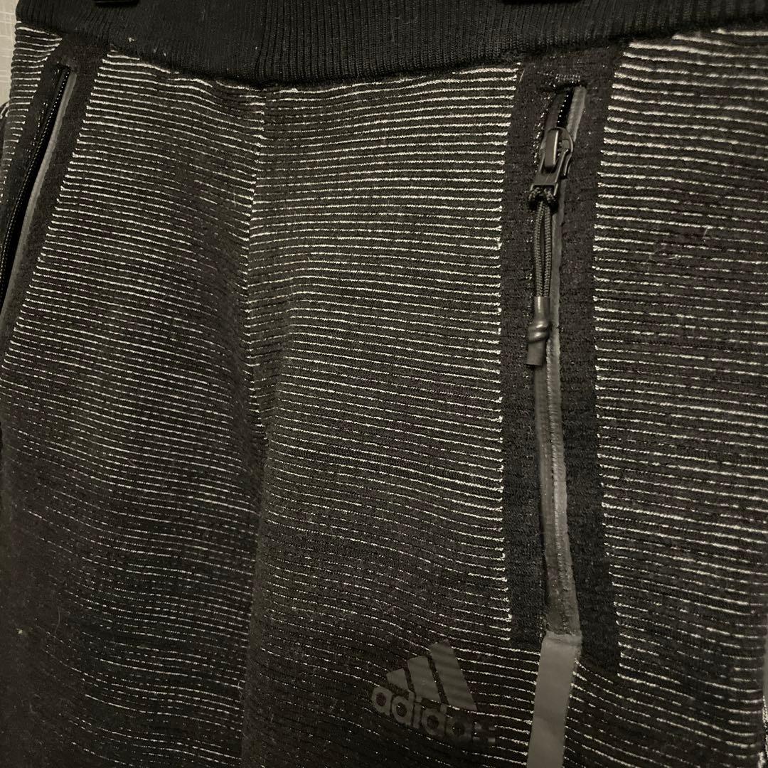 【希少美品】adidas zne フード付きジャージジャケット