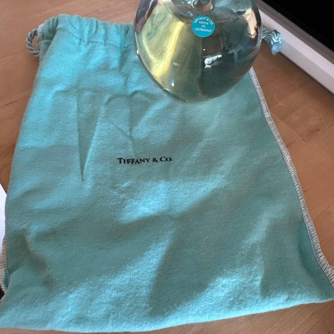 ティファニー　りんご　アップル　クリスタル　ペーパーウエイト