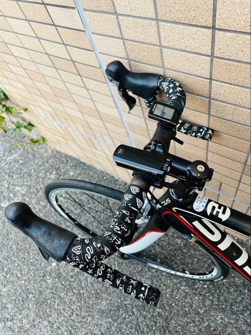 FOCUS CAYO 105 フルカーボンロードバイク