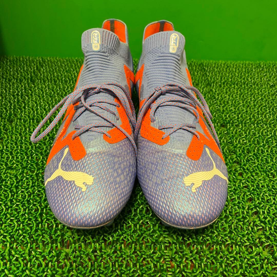 プーマ サッカースパイクフューチャーアルティメットHG/AG(ブルー×オレンジ)