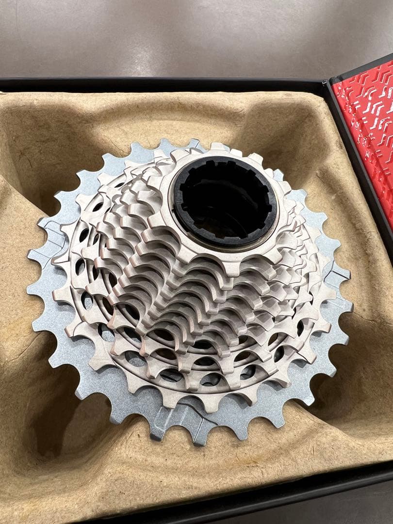 SRAM RED 12-speed カセット 10-28T