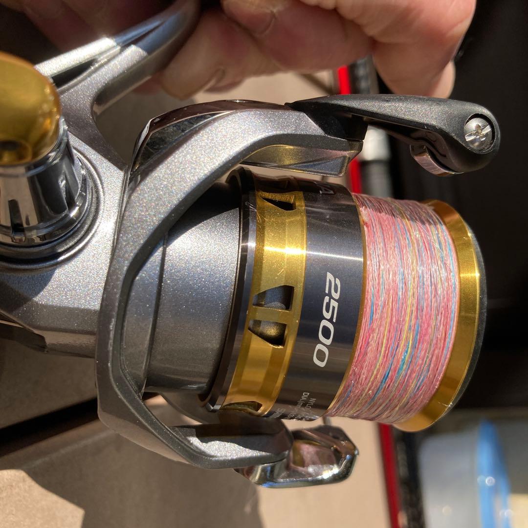 SHIMANO SEDONA 2500H リール
