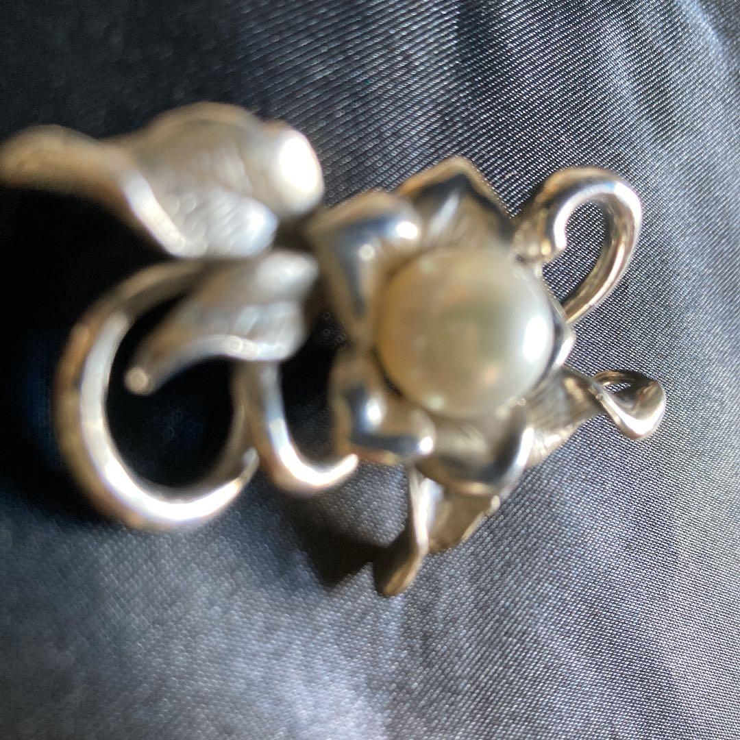 本真珠ブローチ