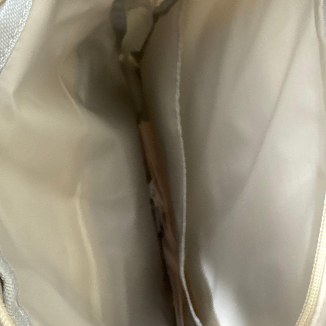 COLON ハート型バッジ付きショルダーバッグ