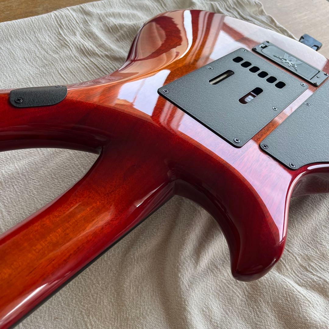 MUSIC MAN Majesty 6 Red Sunrise 極上杢目個体