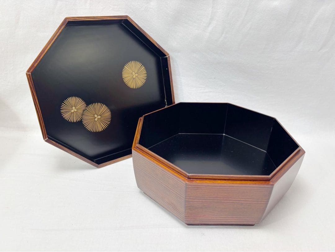 茶道具 上杉満樹作 木製 松摺漆八角喰篭 見返し唐松蒔絵 共箱
