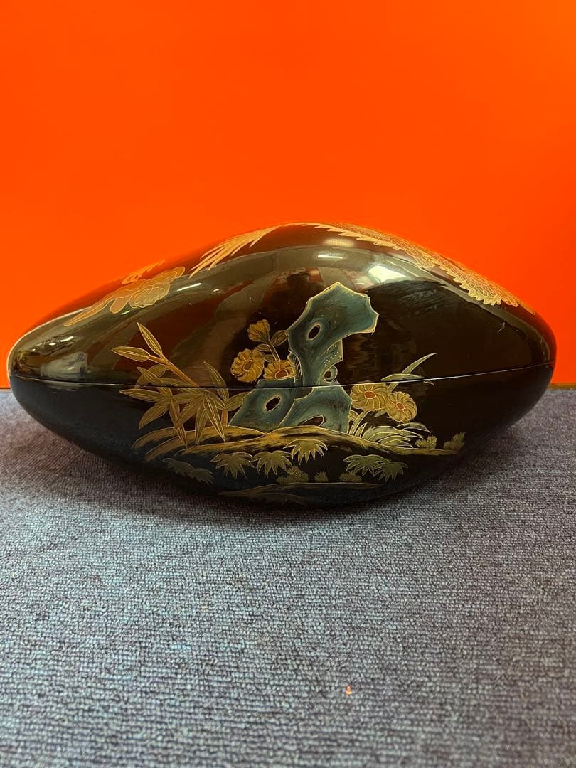 1439 蒔絵　雲龍図　貝型　蓋物　工芸品