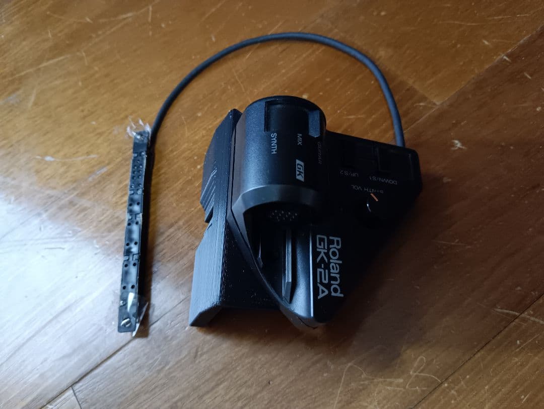 t*n様 Roland GR-30 ギターシンセサイザー【ピックアップ・説明書C