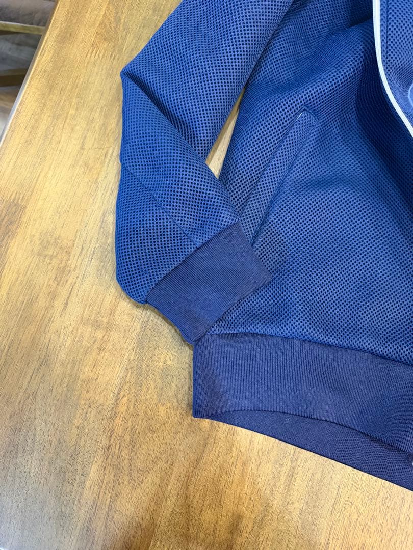 V12 メッシュジャケット ネイビー　Mサイズ