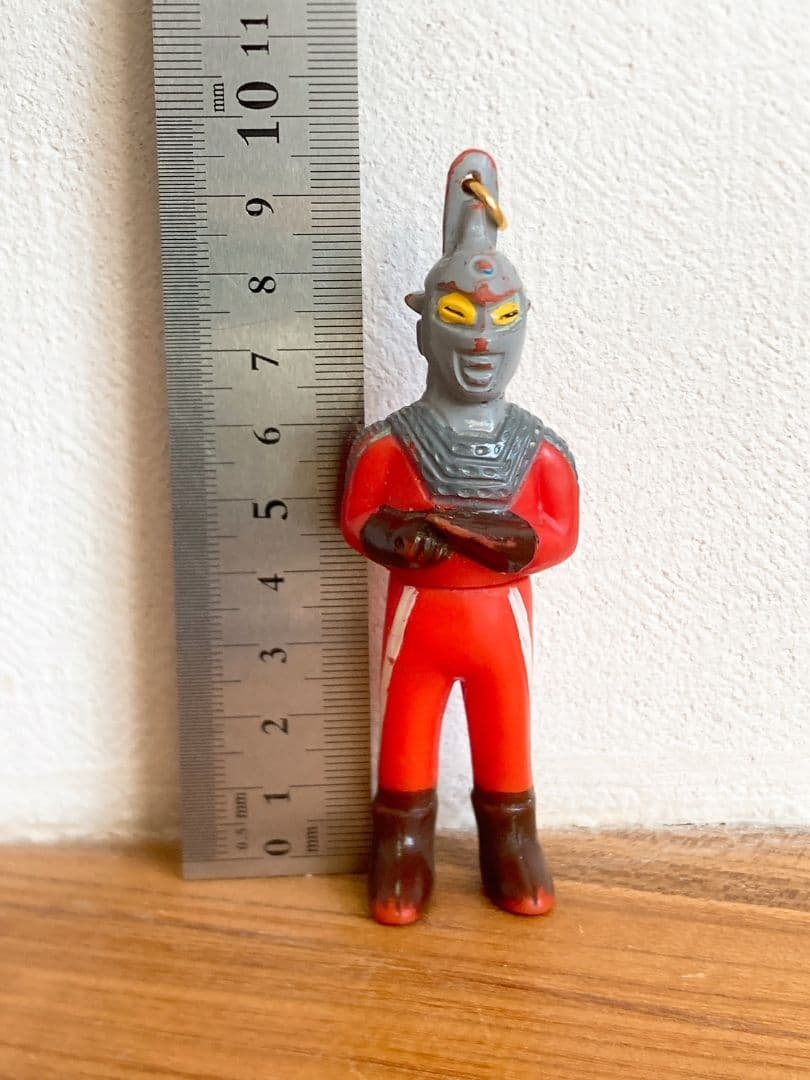 ウルトラセブン　ペンダントソフビ