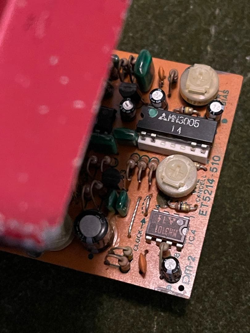 BOSS DM-2 初期 赤インク