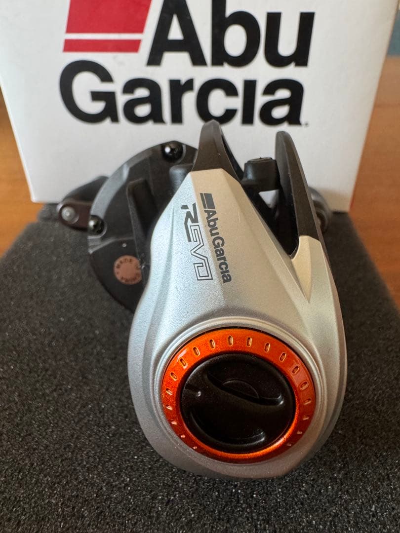 リール Abu Garcia REVO5X-HS
