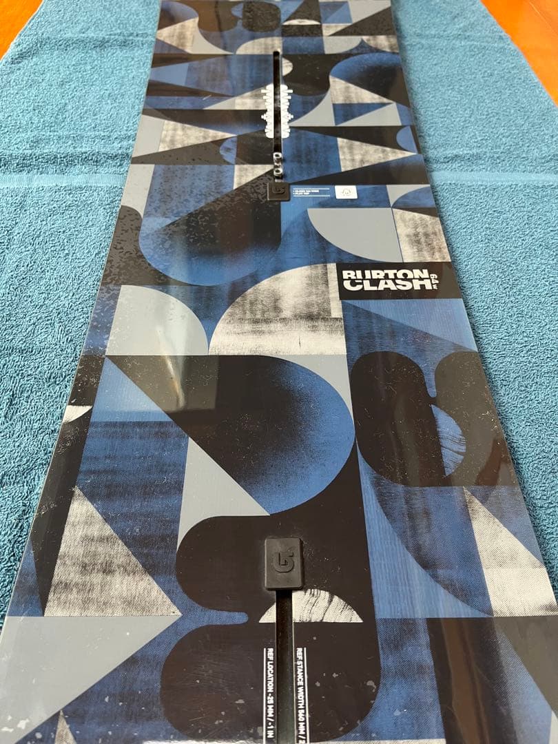 BURTON バートン CLASH クラッシュ スノーボード 板 フリーラン