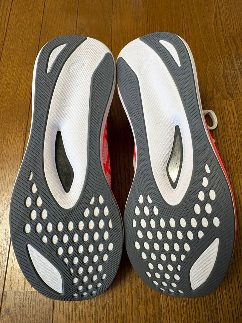 アシックスマジックスピード3 27.0cm ホワイト/レッド