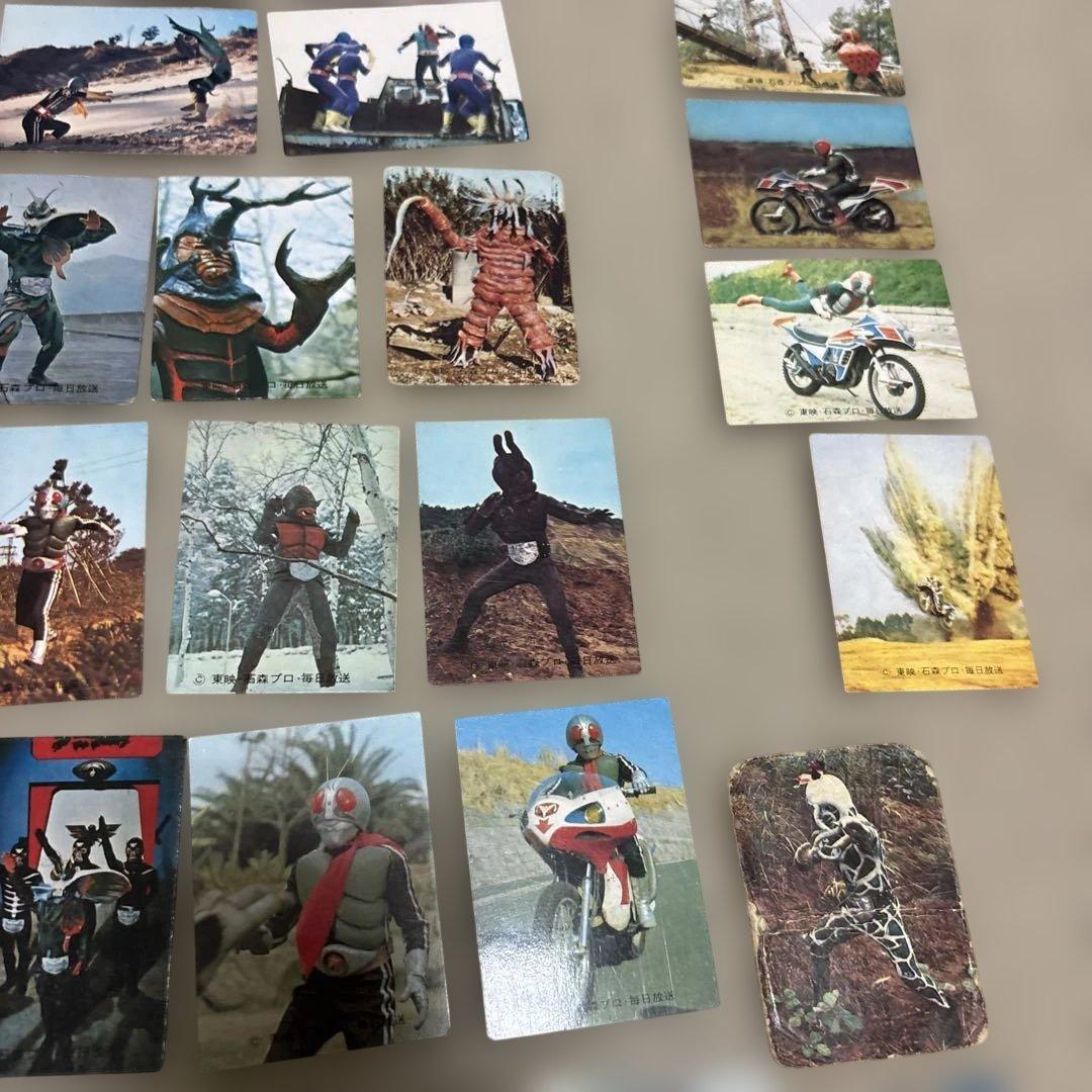 【昭和】カルビー 仮面ライダーカード64枚とアルバム5冊