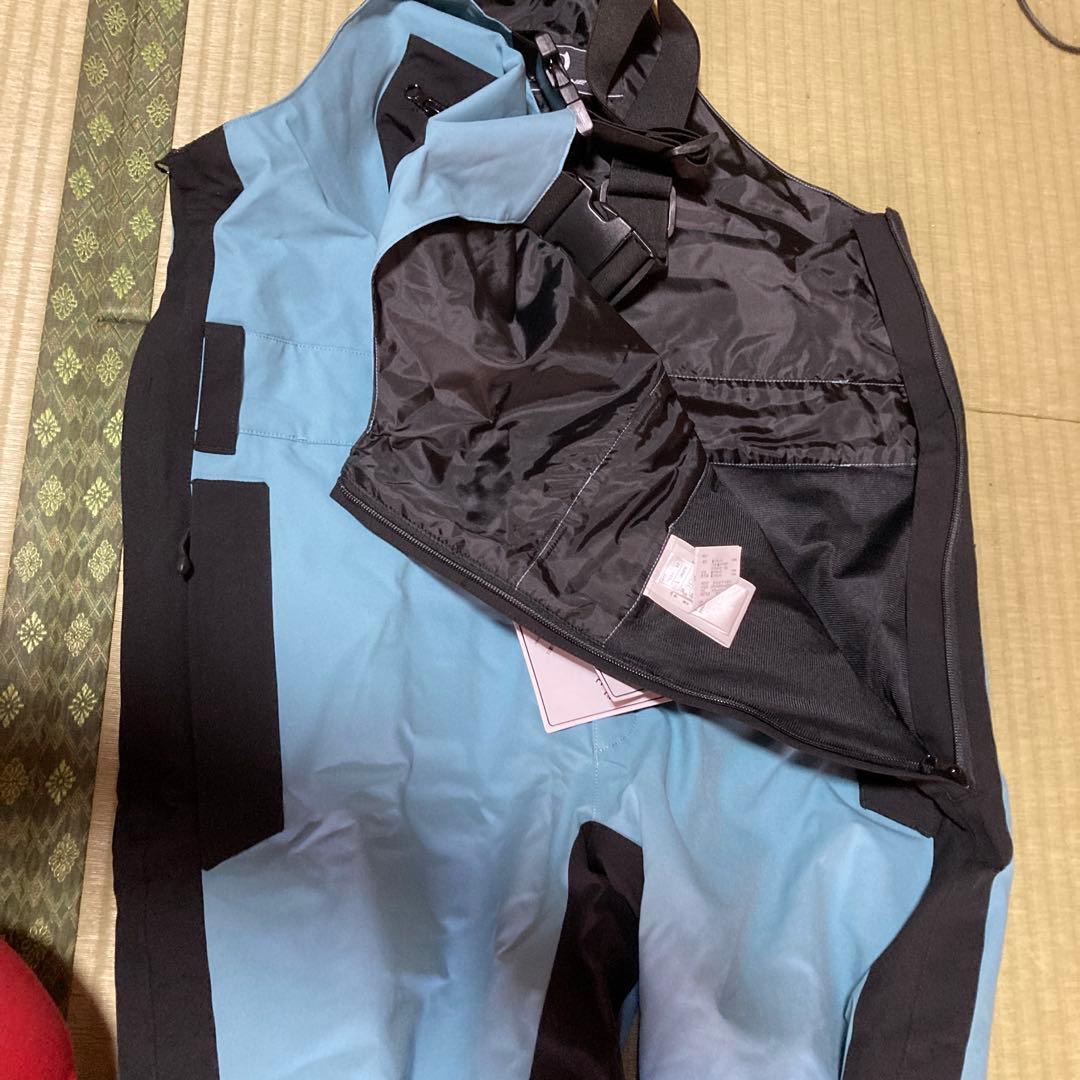 24/25NEWモデル オンヨネ　スキーウェア上下セット　サイズL