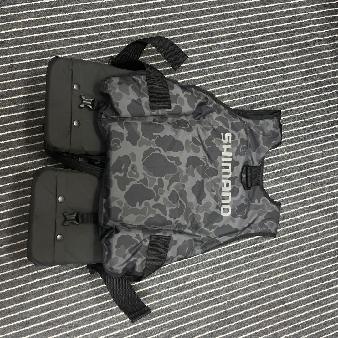 新品シマノライフジャケット 他