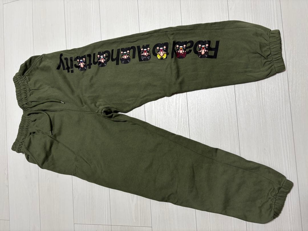 Road to Authenticity スウェット　TravisJapan