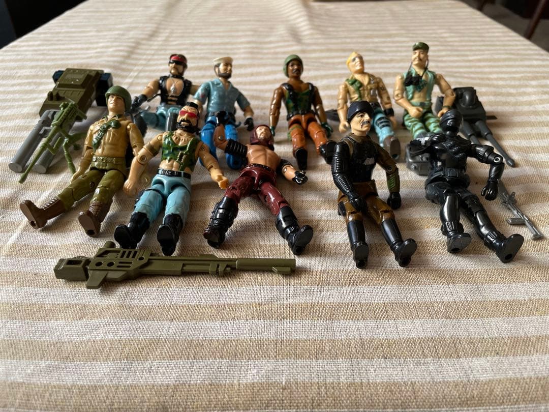 【G.I.ジョー】ミリタリーフィギュア 10体セット 武器付き