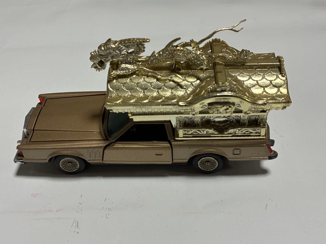 リンカーン コンチネンタル カスタムスペシャル 神宮寺宮型四方破風大龍造り