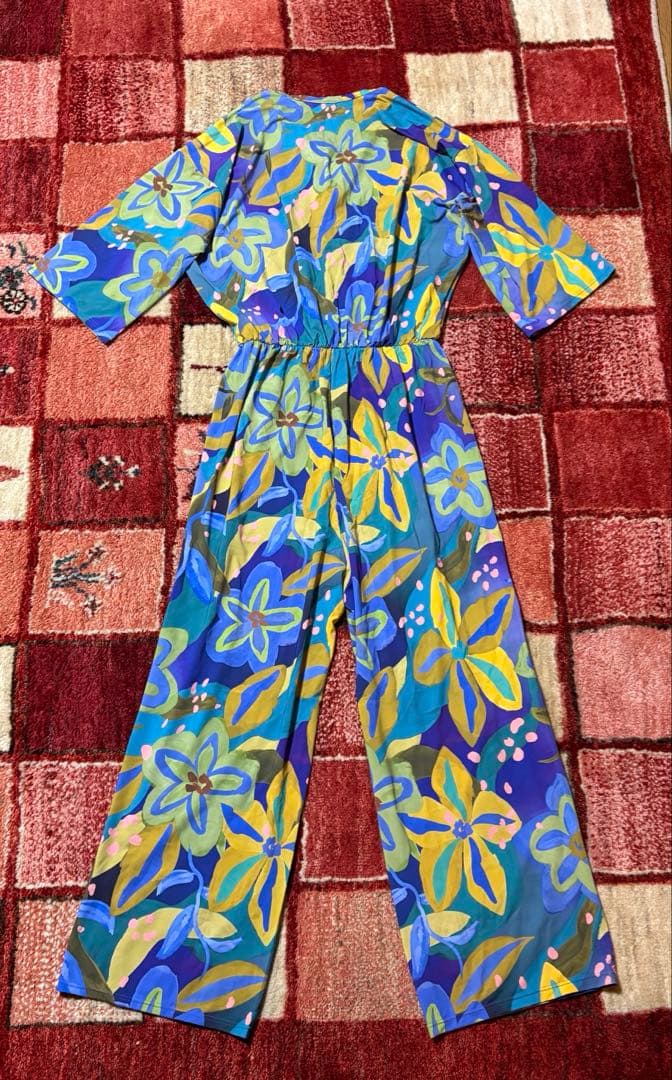 【リンダワークス 新品 Sサイズ】 オールインワン ヨガウェア Sサイズ