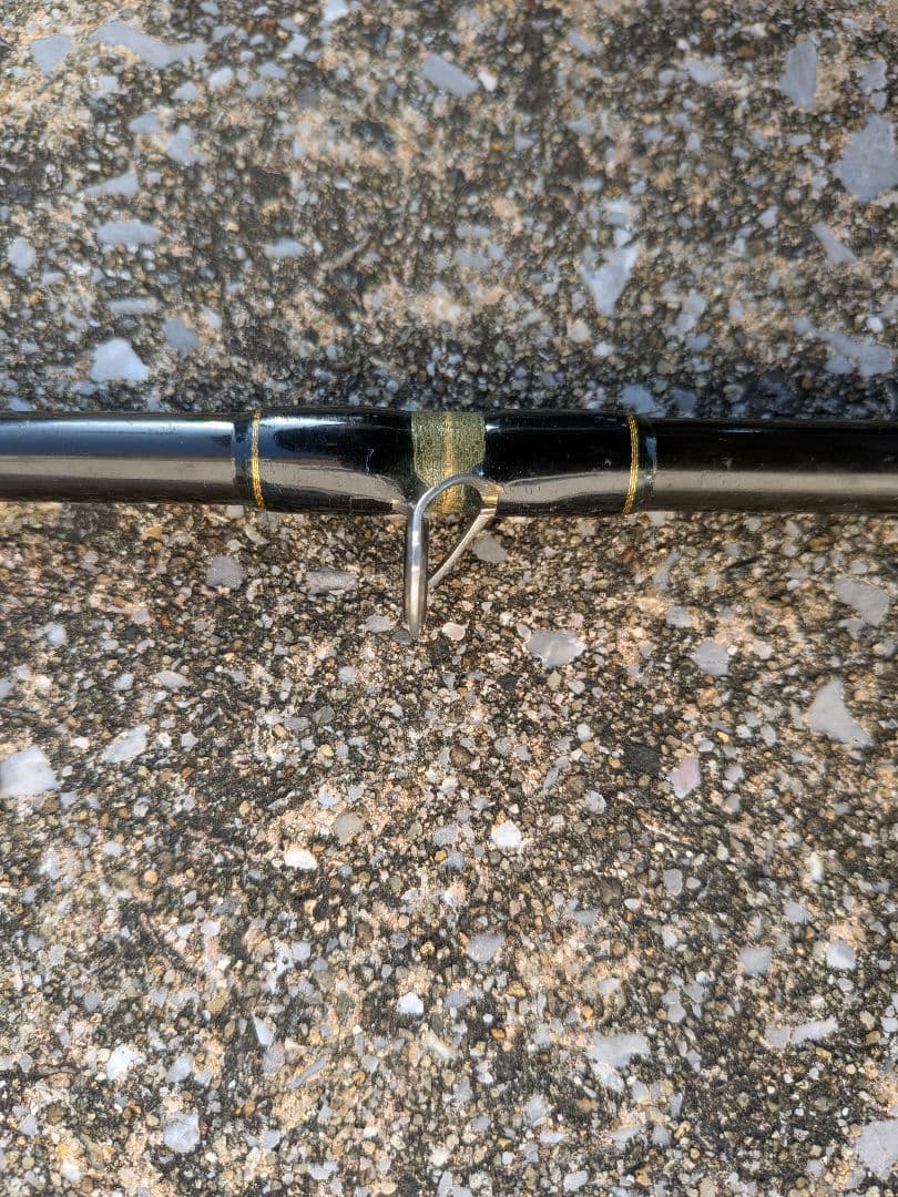 お*じ様 バレーヒル雷魚ロッド