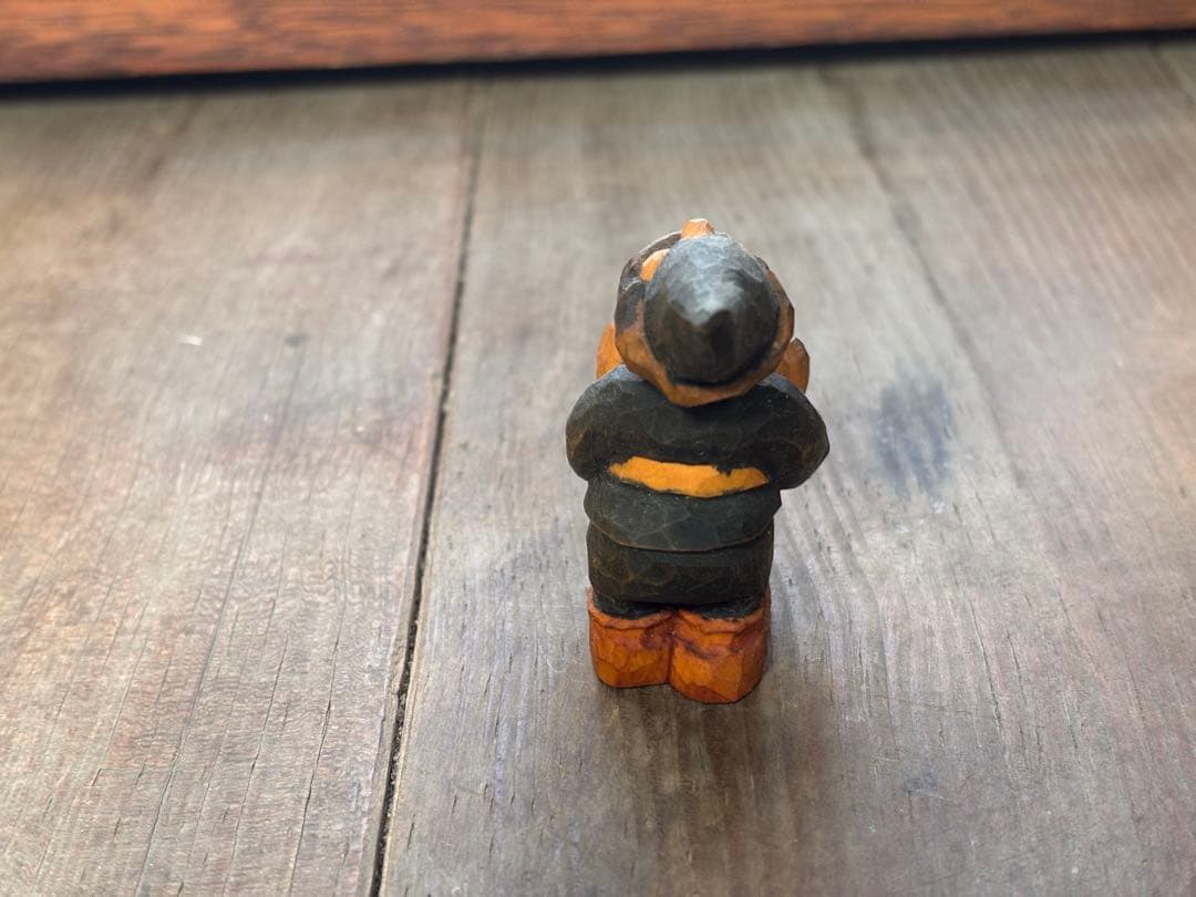 藤岡孝一 木彫 ポルックス 小人 カボチャを抱える小人 北海道作家　彫刻