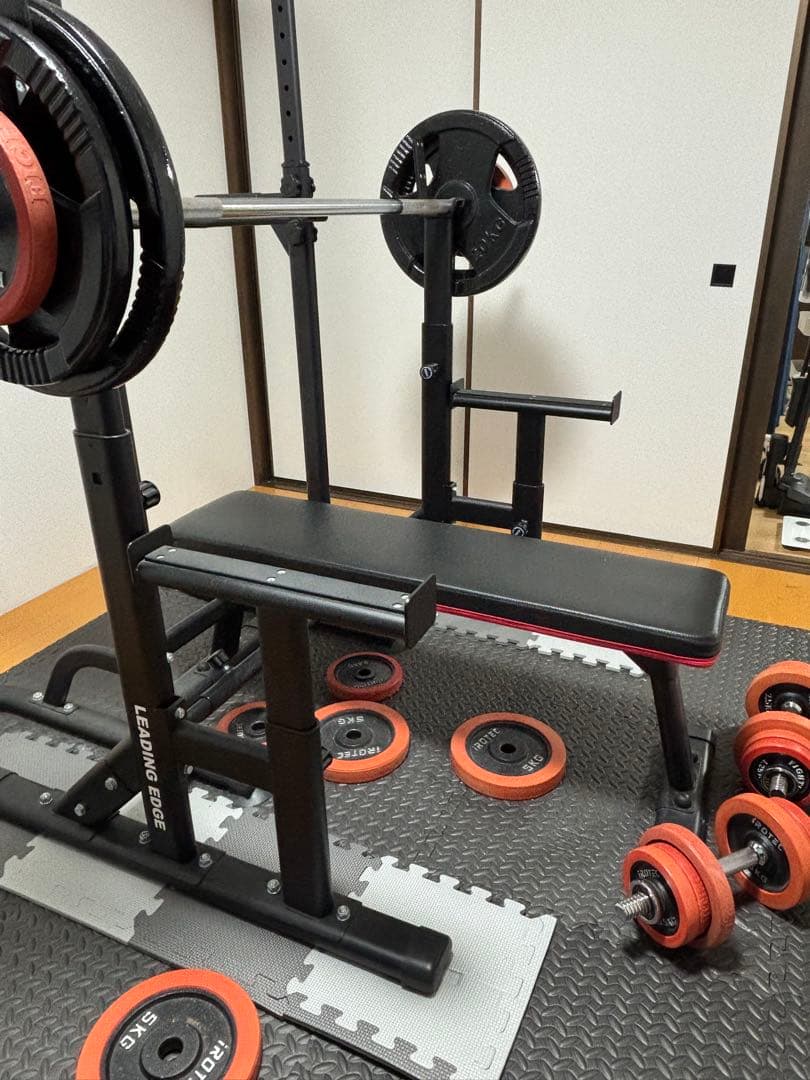 LEADING EDGE バーベルラックとベンチ　横浜市中区