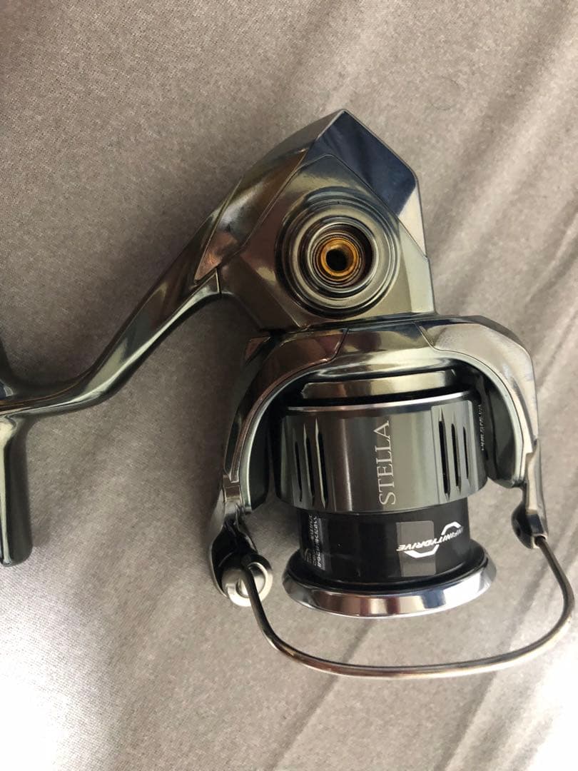 SHIMANO 22ステラC2500S スピニングリール