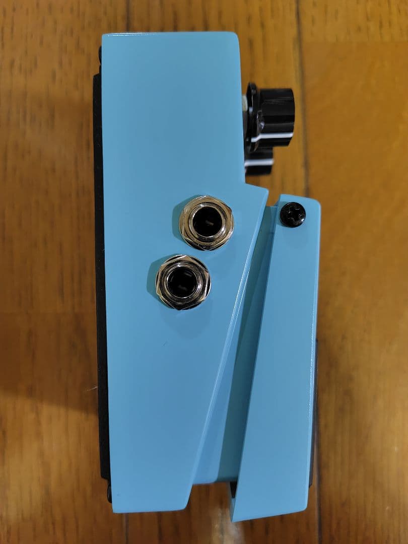 BOSS コーラスエフェクター CE-2w