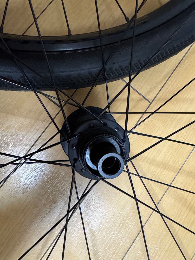 【美品】BONTRAGER PARADIGM COMP DISC 42Cタイヤ付