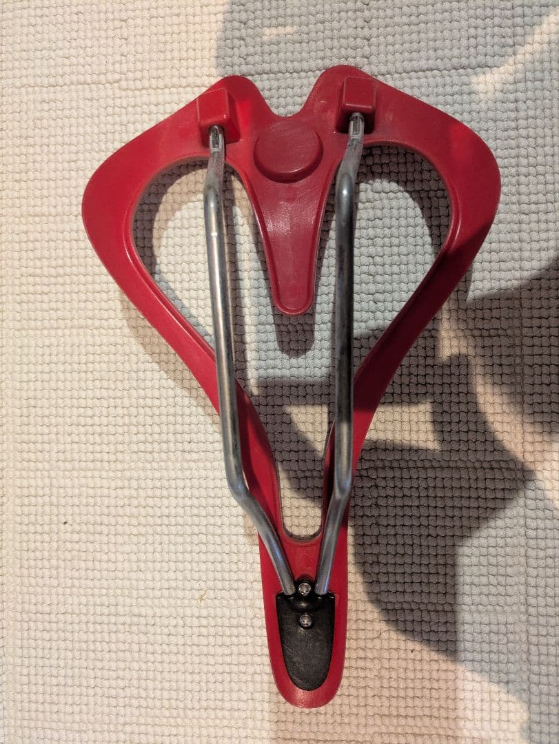 インフィニティシート　サドル