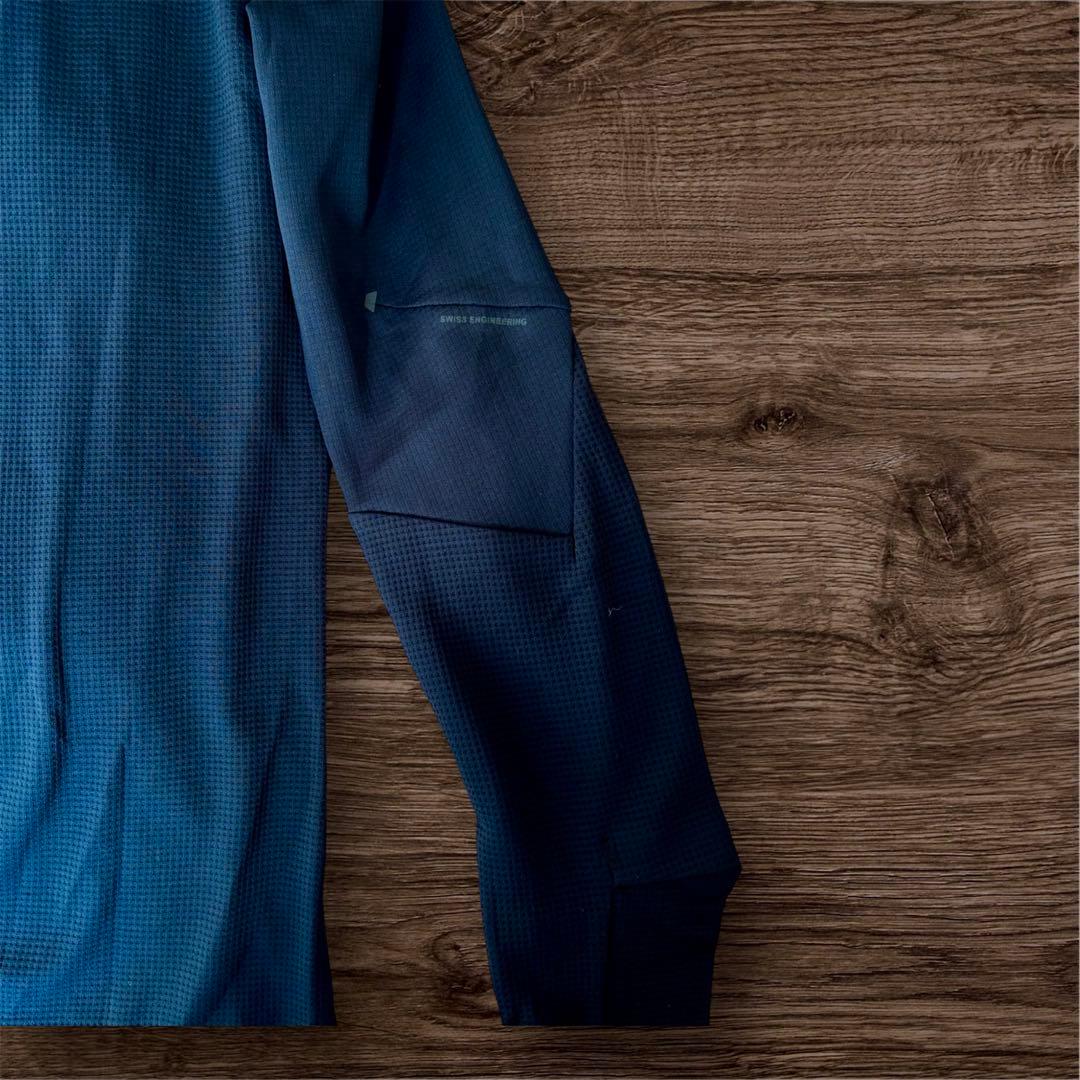 on ランニングシャツ　レディースM ブラック